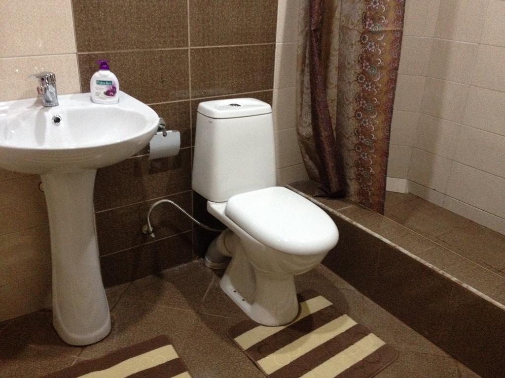 Nino'S Guest House Tbilisi Esterno foto